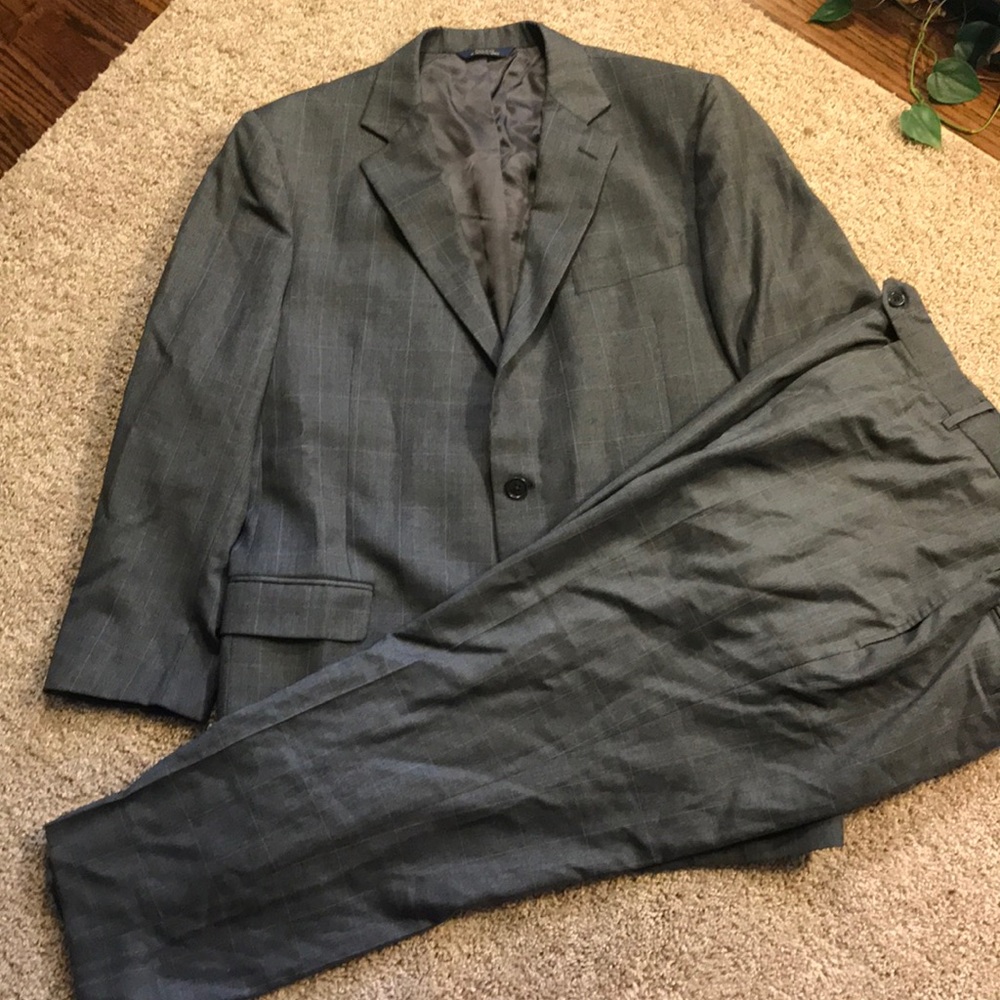 Suit